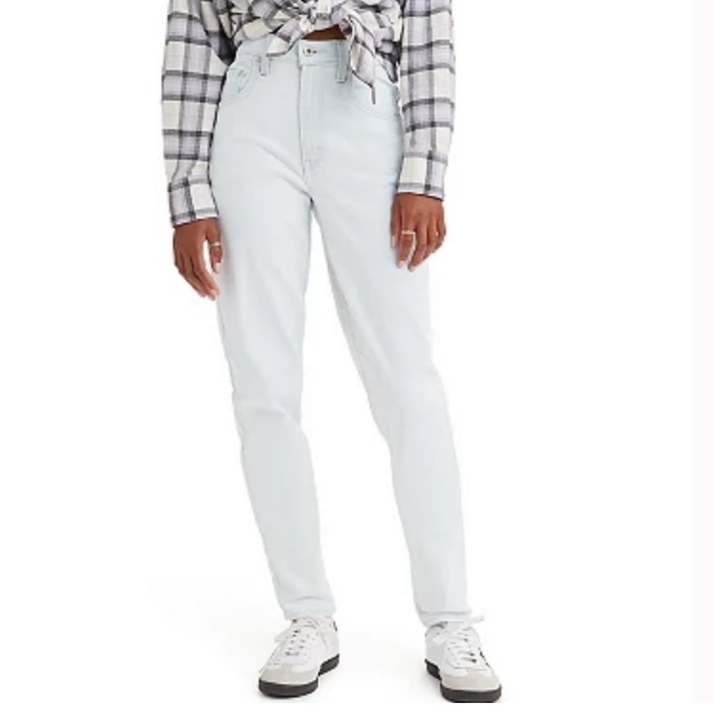 Levi’s Silver Tab High Waisted Mom Jean